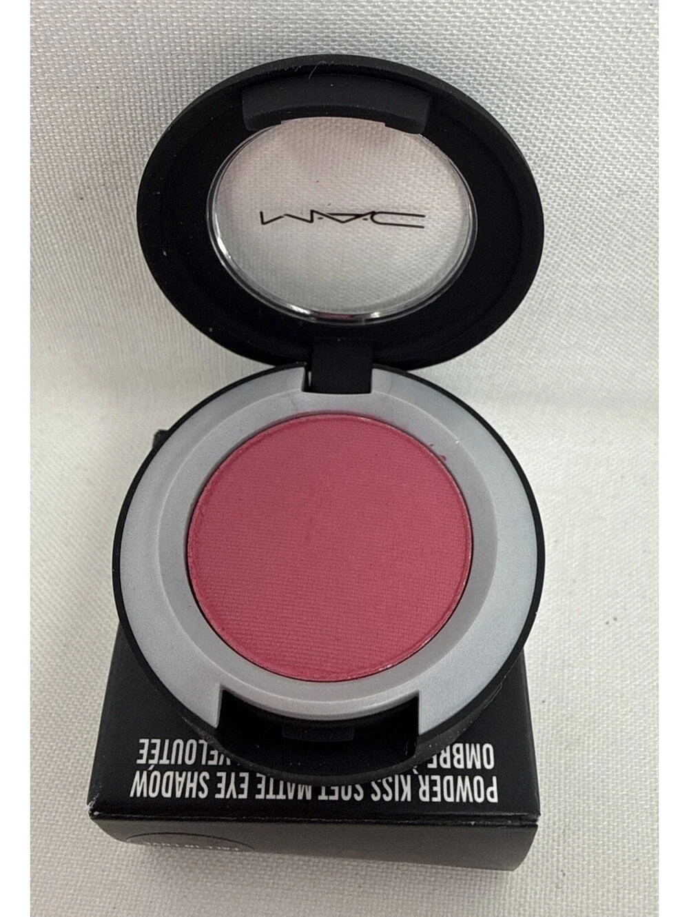 N/A mac powder